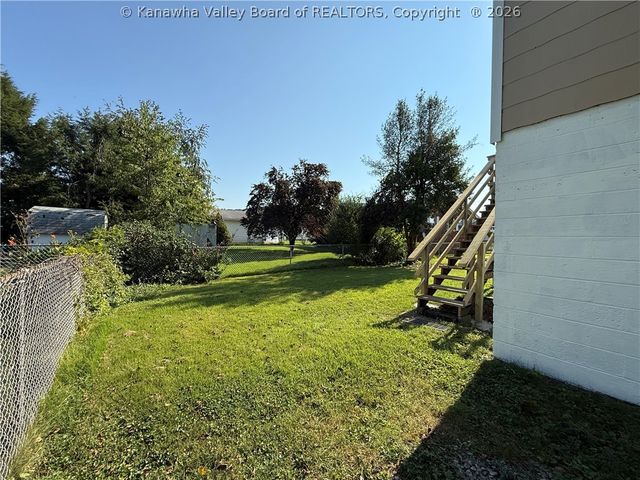 501 21st Street, Dunbar, WV 25064