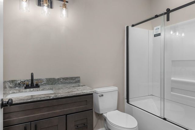 215 COUNTY ROAD 218 RD, Corinth, MS 38834