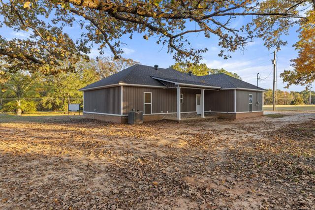 215 COUNTY ROAD 218 RD, Corinth, MS 38834