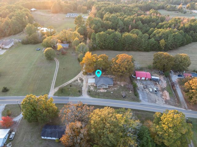215 COUNTY ROAD 218 RD, Corinth, MS 38834