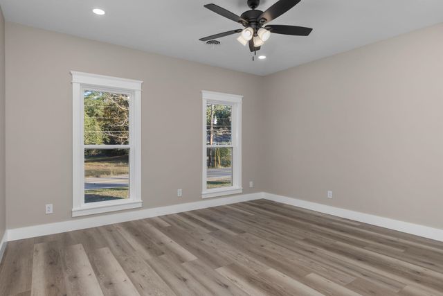 215 COUNTY ROAD 218 RD, Corinth, MS 38834