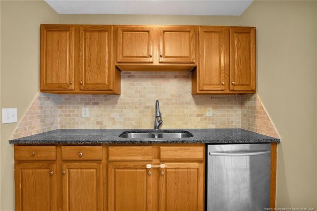 75 Countess Court, Cameron, NC 28326