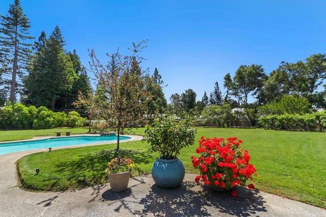 3619 Winding Creek Rd, Sacramento, CA 95864