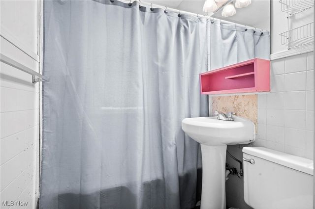 23205 Clifford Drive, North Olmsted, OH 44070