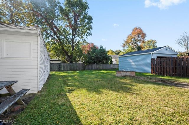 23205 Clifford Drive, North Olmsted, OH 44070