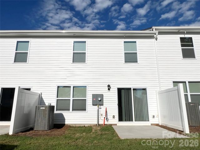 5915 Faron Way, Charlotte, NC 28262