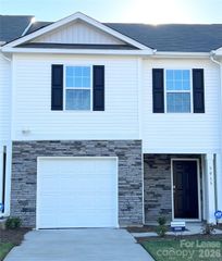 5915 Faron Way, Charlotte, NC 28262