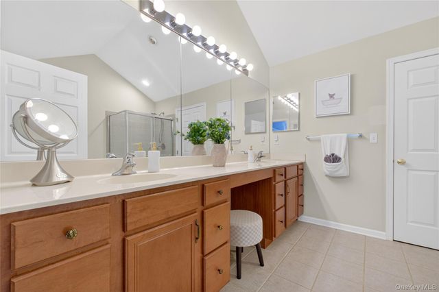 733 Huntington Drive, Fishkill, NY 12524