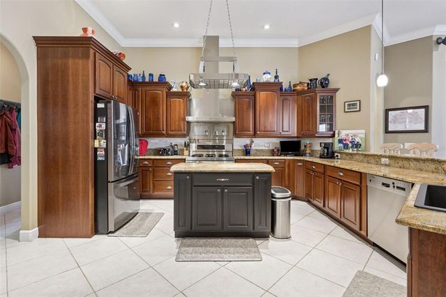 1640 PENINSULA DRIVE, Tavares, FL 32778