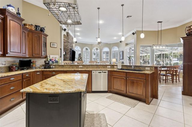 1640 PENINSULA DRIVE, Tavares, FL 32778