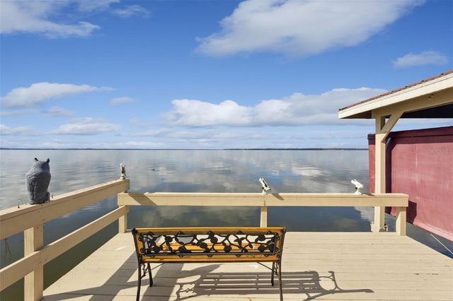 1640 PENINSULA DRIVE, Tavares, FL 32778