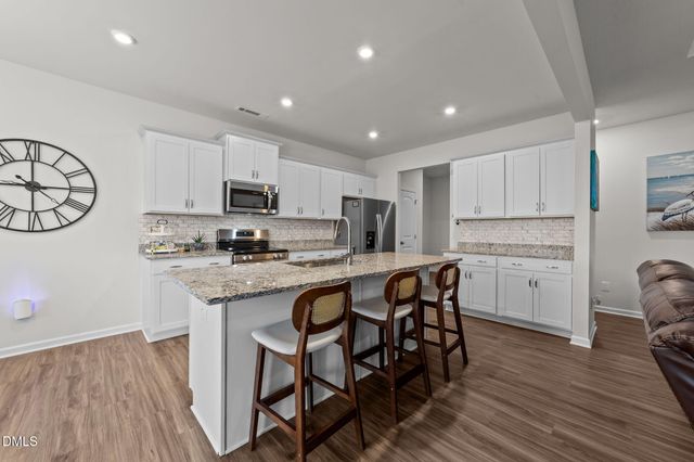 210 Spilona Way, Four Oaks, NC 27524