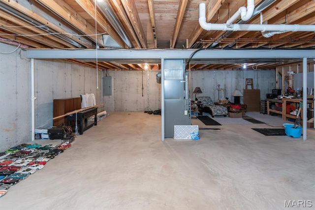 1516 Cassie Court, High Ridge, MO 63049