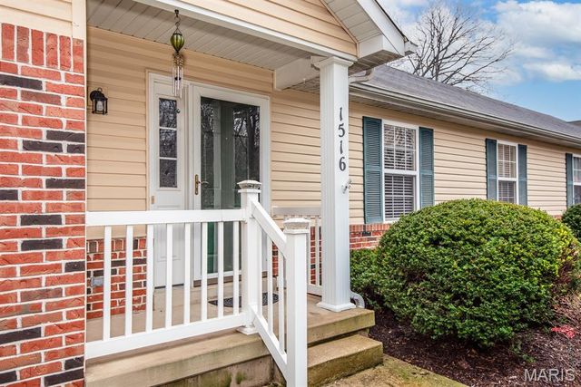 1516 Cassie Court, High Ridge, MO 63049