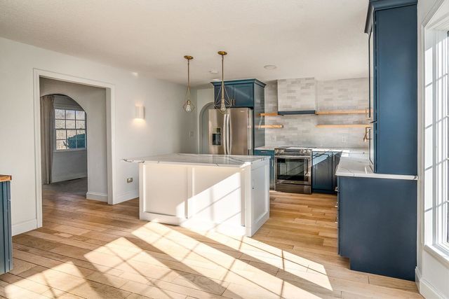 317 S Lu Ct Court, Carbondale, IL 62901