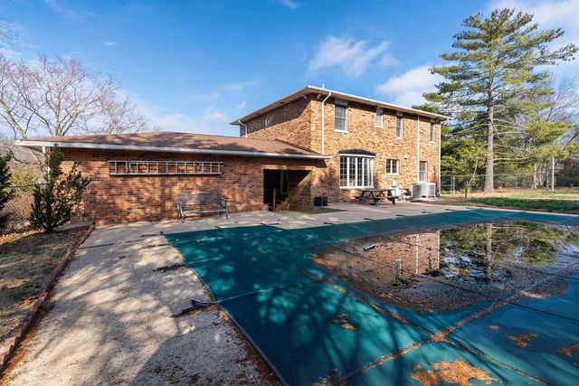 317 S Lu Ct Court, Carbondale, IL 62901