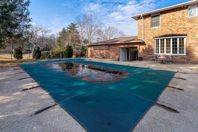 317 S Lu Ct Court, Carbondale, IL 62901