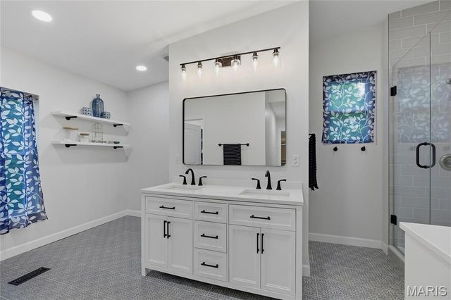 2900 Ossenfort Road, Wildwood, MO 63038