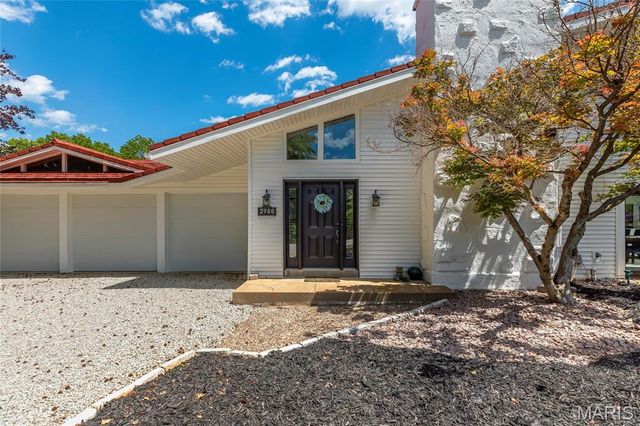 2900 Ossenfort Road, Wildwood, MO 63038