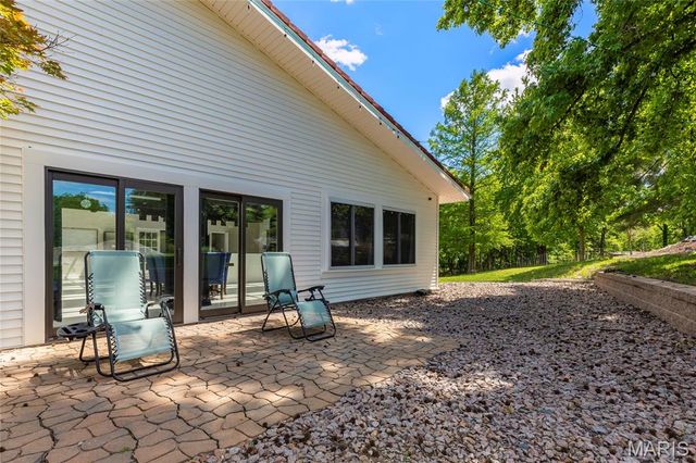2900 Ossenfort Road, Wildwood, MO 63038