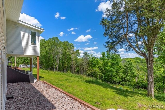 2900 Ossenfort Road, Wildwood, MO 63038