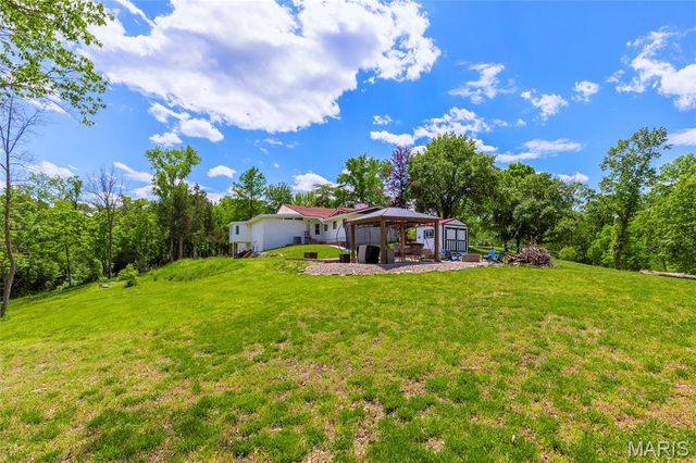 2900 Ossenfort Road, Wildwood, MO 63038