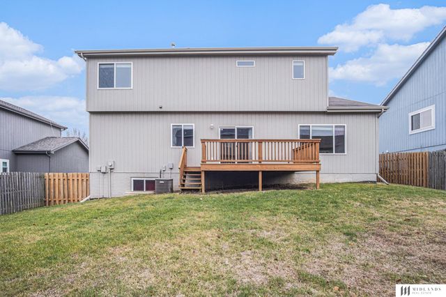 1504 Old Gaelic Street, Bellevue, NE 68123