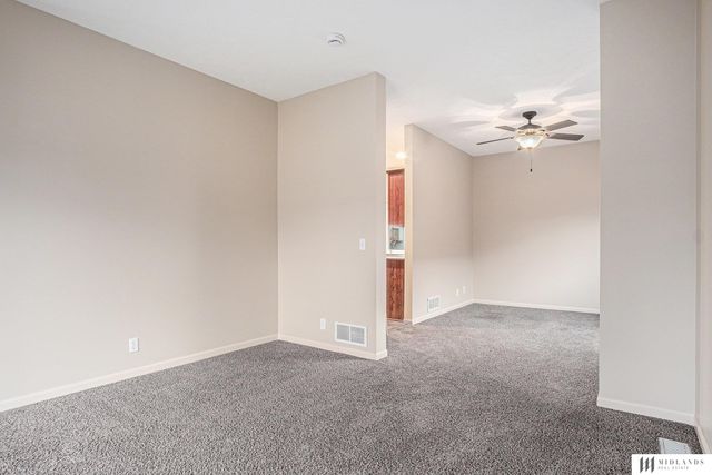 1504 Old Gaelic Street, Bellevue, NE 68123