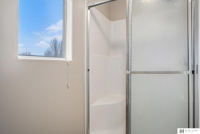 1504 Old Gaelic Street, Bellevue, NE 68123