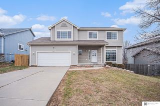 1504 Old Gaelic Street, Bellevue, NE 68123