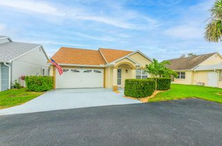 445 NW Sherry Lane, Port St Lucie, FL 34986