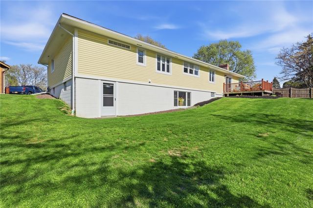 68 Favara Circle, Irondequoit, NY 14609
