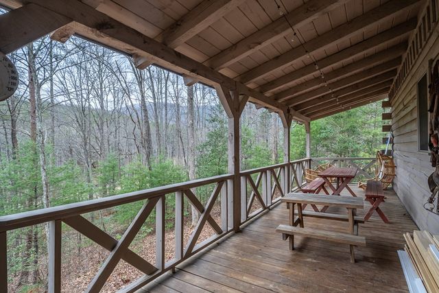 123 Martins Bluff, Blairsville, GA 30512