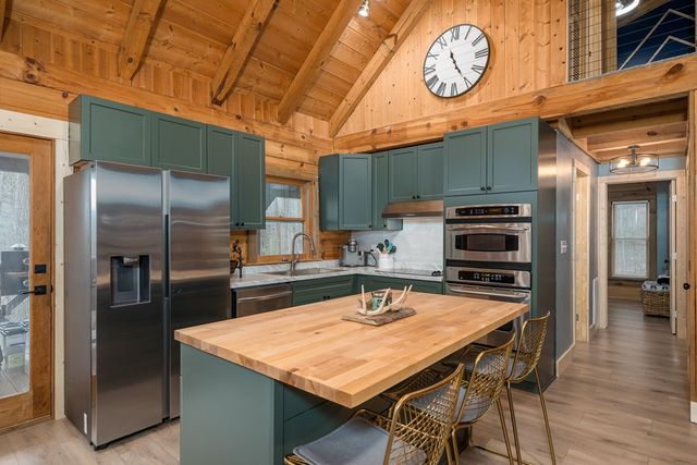 123 Martins Bluff, Blairsville, GA 30512