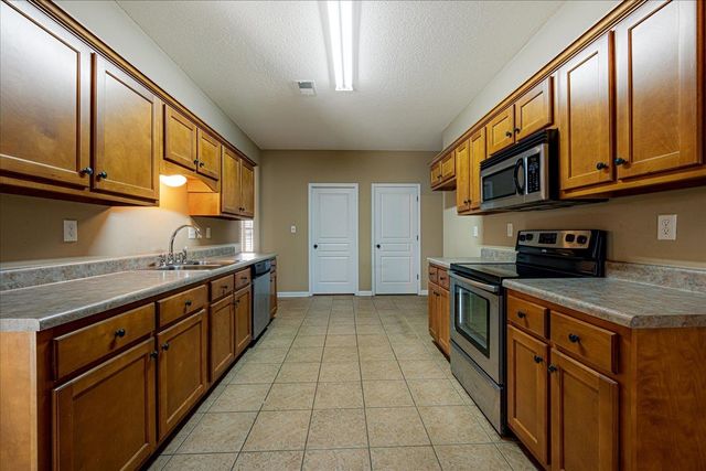 3454 CAROLYN CROSSING DR, Southaven, MS 38671