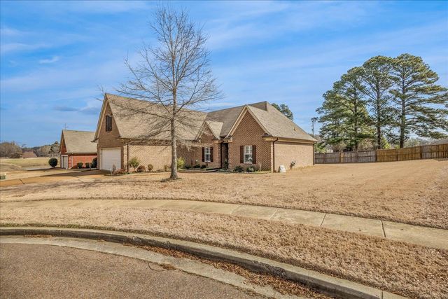 3454 CAROLYN CROSSING DR, Southaven, MS 38671