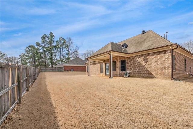 3454 CAROLYN CROSSING DR, Southaven, MS 38671