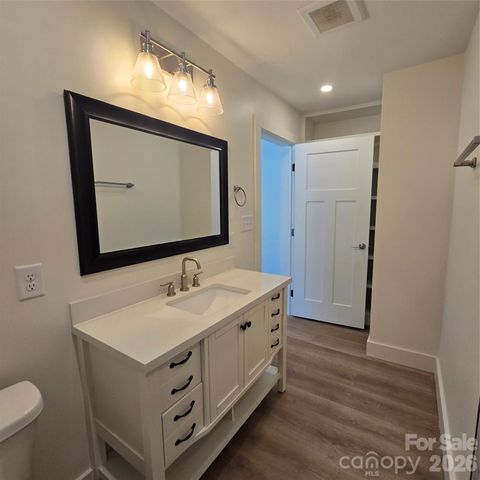 421 Kingfield Drive SW, Concord, NC 28027