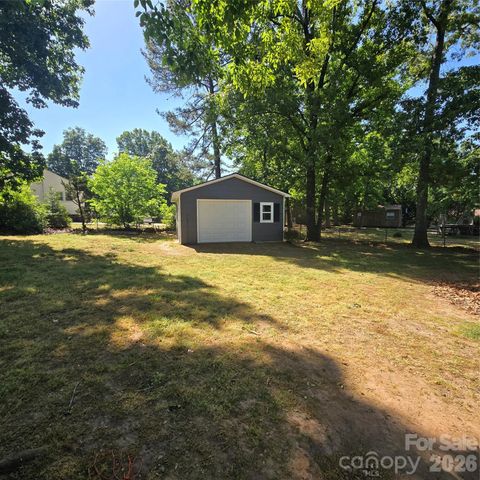 421 Kingfield Drive SW, Concord, NC 28027