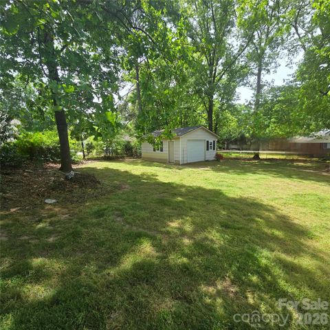 421 Kingfield Drive SW, Concord, NC 28027