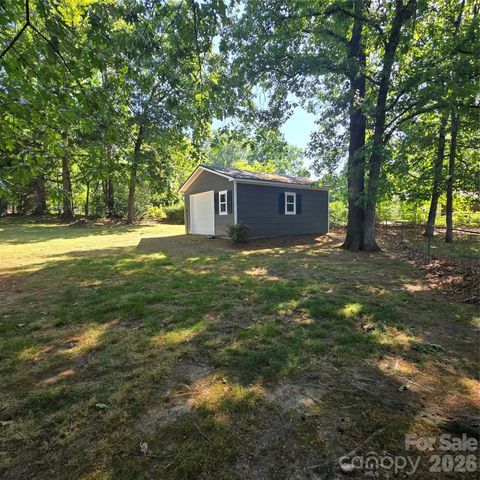 421 Kingfield Drive SW, Concord, NC 28027