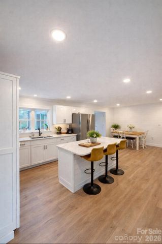 421 Kingfield Drive SW, Concord, NC 28027