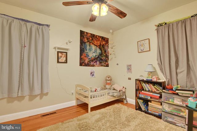 3923 FALLS RD, Manchester, MD 21102