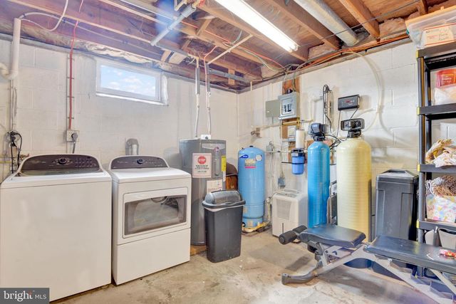 3923 FALLS RD, Manchester, MD 21102