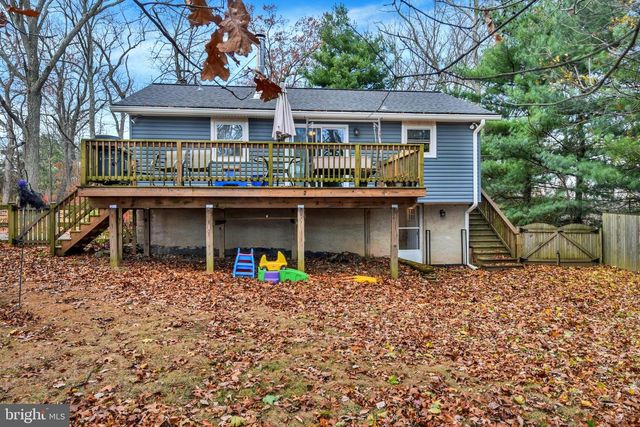 3923 FALLS RD, Manchester, MD 21102