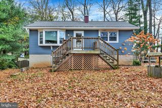 3923 FALLS RD, Manchester, MD 21102