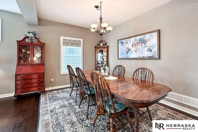 1509 N 194 Circle, Elkhorn, NE 68022