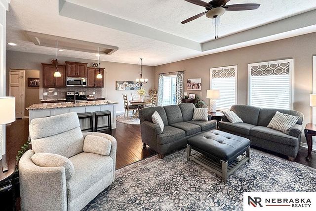 1509 N 194 Circle, Elkhorn, NE 68022