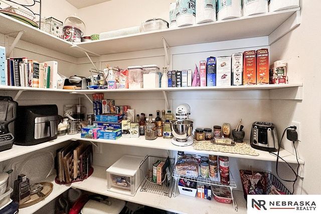 1509 N 194 Circle, Elkhorn, NE 68022