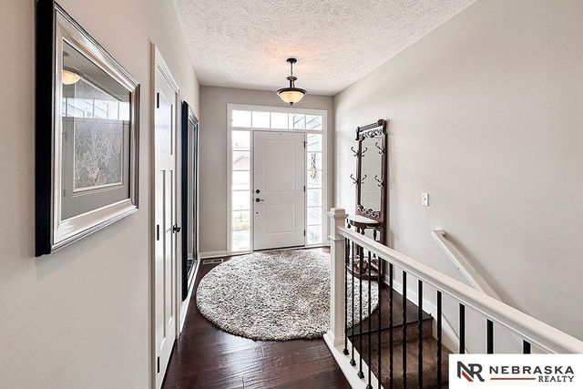 1509 N 194 Circle, Elkhorn, NE 68022